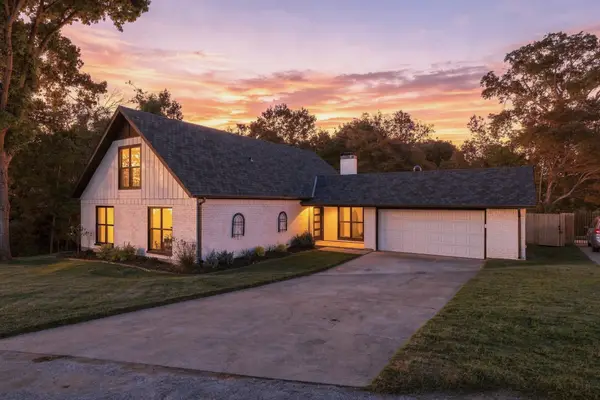 3104 Lakeview Drive, Grapevine, TX 76051