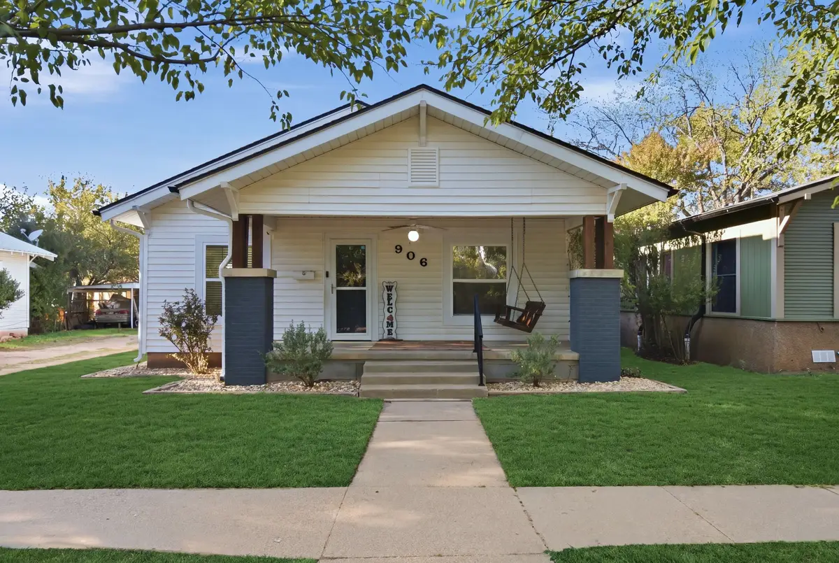 906 W 7th Street, Cisco, TX 76437 - #1