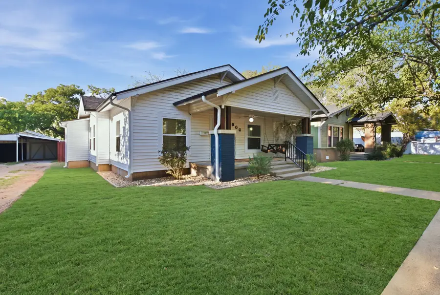 906 W 7th Street, Cisco, TX 76437 - #3