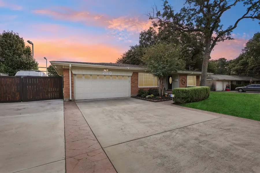 2110 Cooper Drive, Irving, TX 75061 - #2