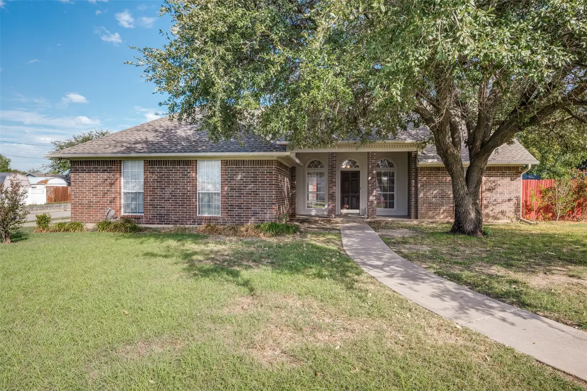 1001 Hunters Court, Sanger, TX 76266 - #1