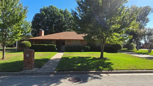 1117 Laguna Vista Way, Grapevine, TX 76051