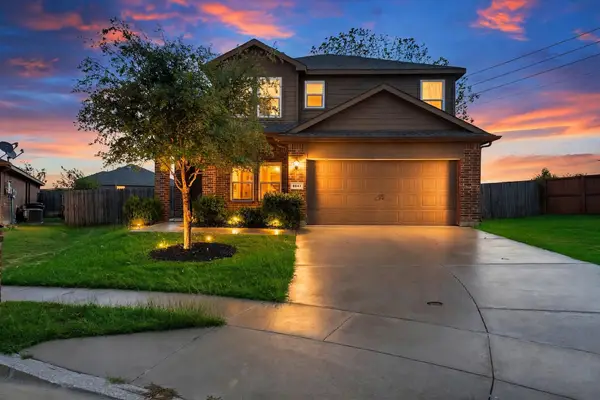 8641 Fawn Hill Court, Fort Worth, TX 76134