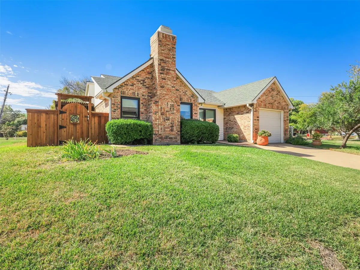 3013 Plumtree Lane, Plano, TX 75074 - #1