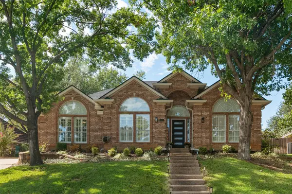 3217 David Drive, Hurst, TX 76054
