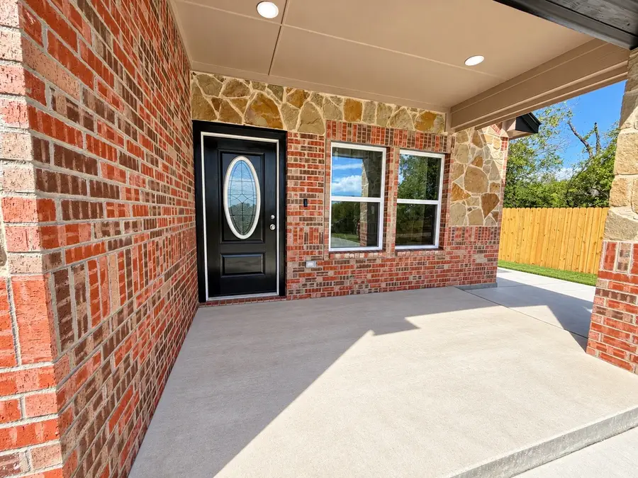 707 N Blanche Street, Terrell, TX 75160 - #3