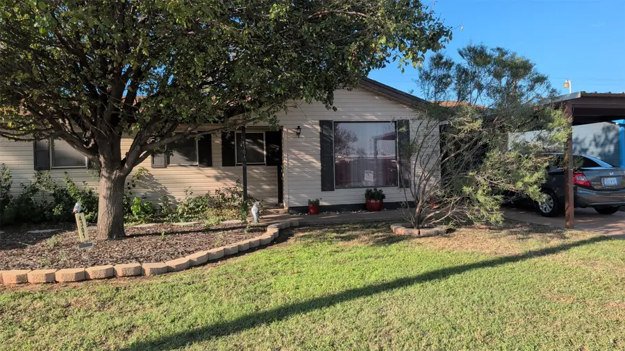 4301 Edgemont Drive, Abilene, TX 79606 - #2