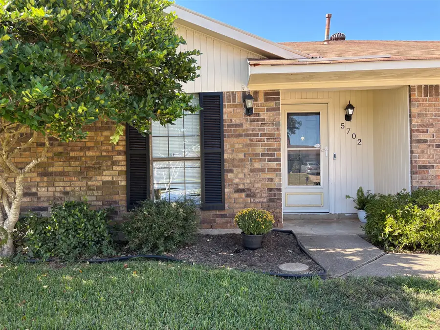 5702 Kristen Avenue, Bossier City, LA 71112 - #2