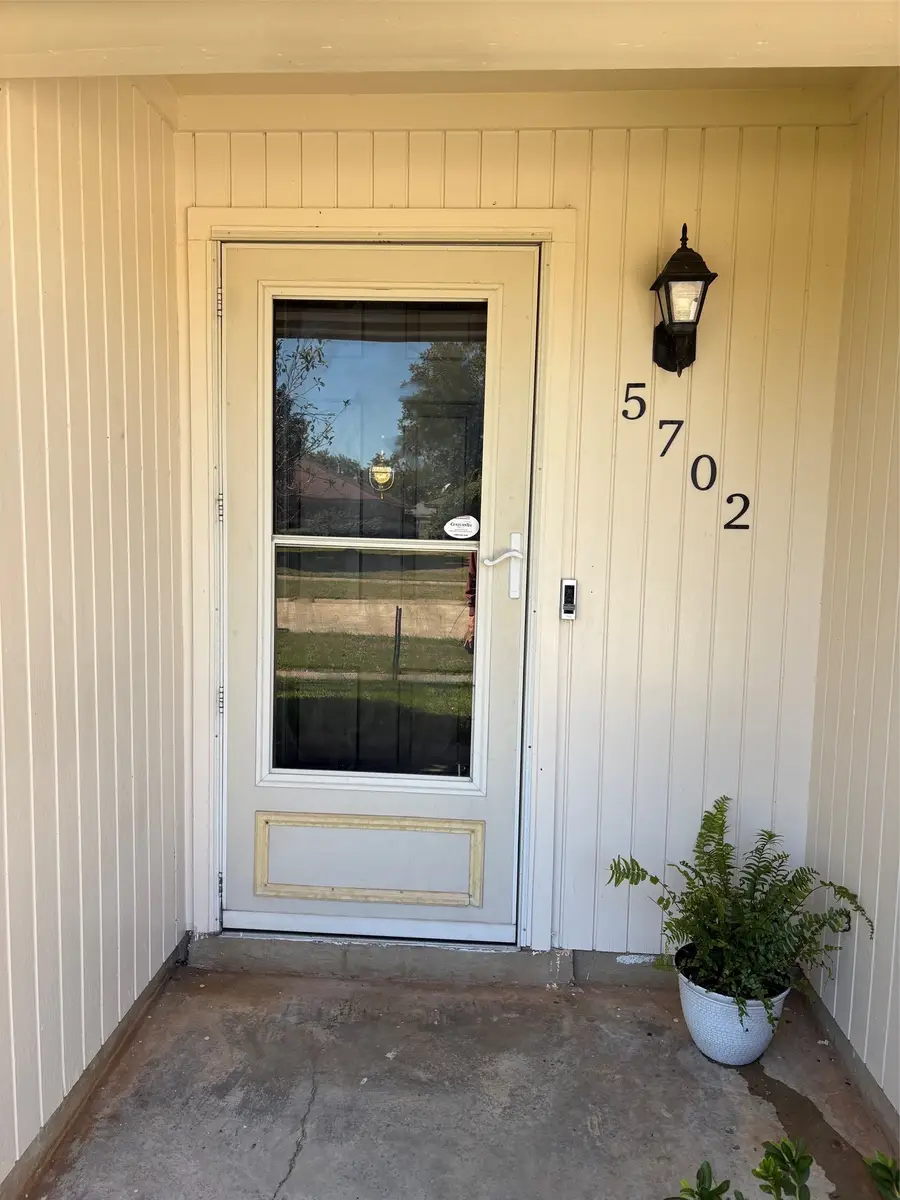 5702 Kristen Avenue, Bossier City, LA 71112 - #3