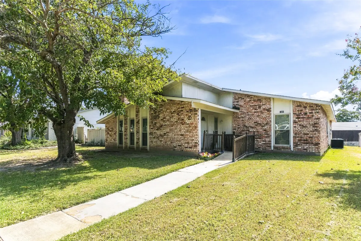 1901 Dodge Trail, Grand Prairie, TX 75052 - #1
