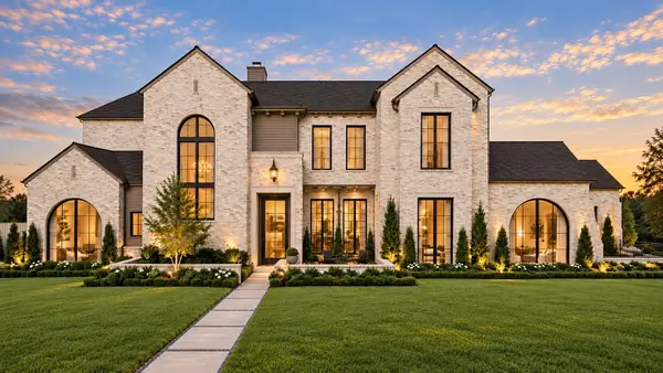 5530 Willow Lane, Dallas, TX 75230