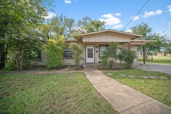 514 E University Avenue, Waxahachie, TX 75165