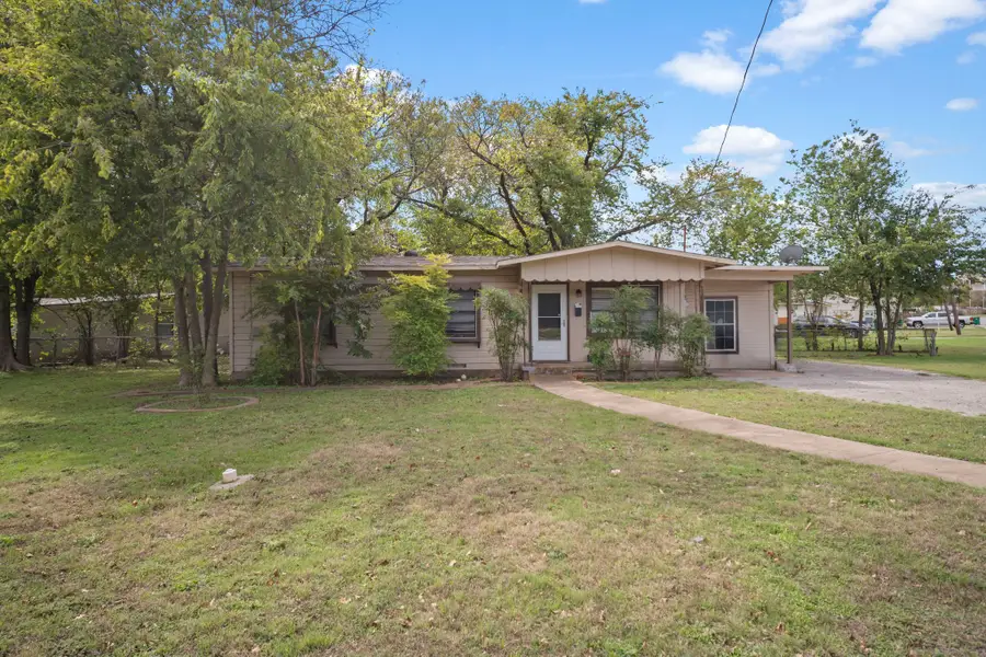 514 E University Avenue, Waxahachie, TX 75165 - #2