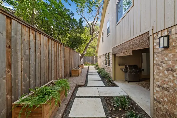 6409 Ridgemont Drive, Dallas, TX 75214