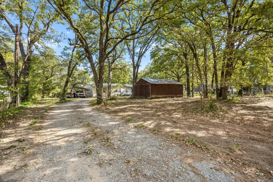 7018 Post Oak Drive, Bonham, TX 75418 - #3