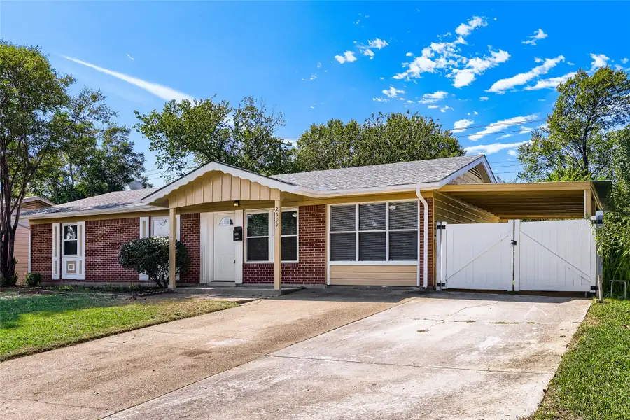 2609 Harvard Street N, Irving, TX 75062 - #2