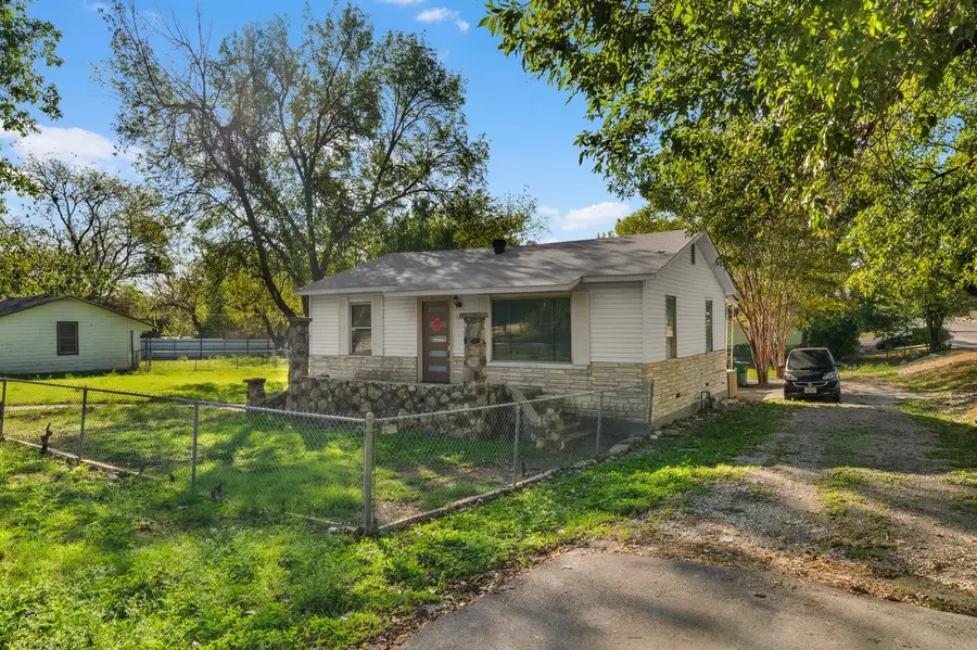 5125 Calloway Street, Sansom Park, TX 76114 - #3