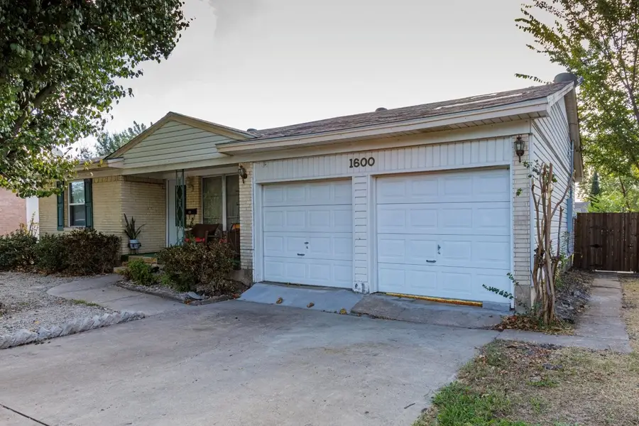 1600 Summit Street, Mesquite, TX 75149 - #2