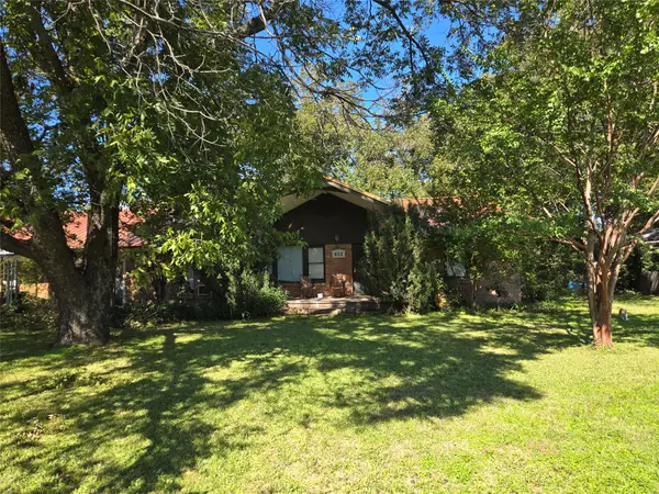 602 W Austin Street, Rising Star, TX 76471