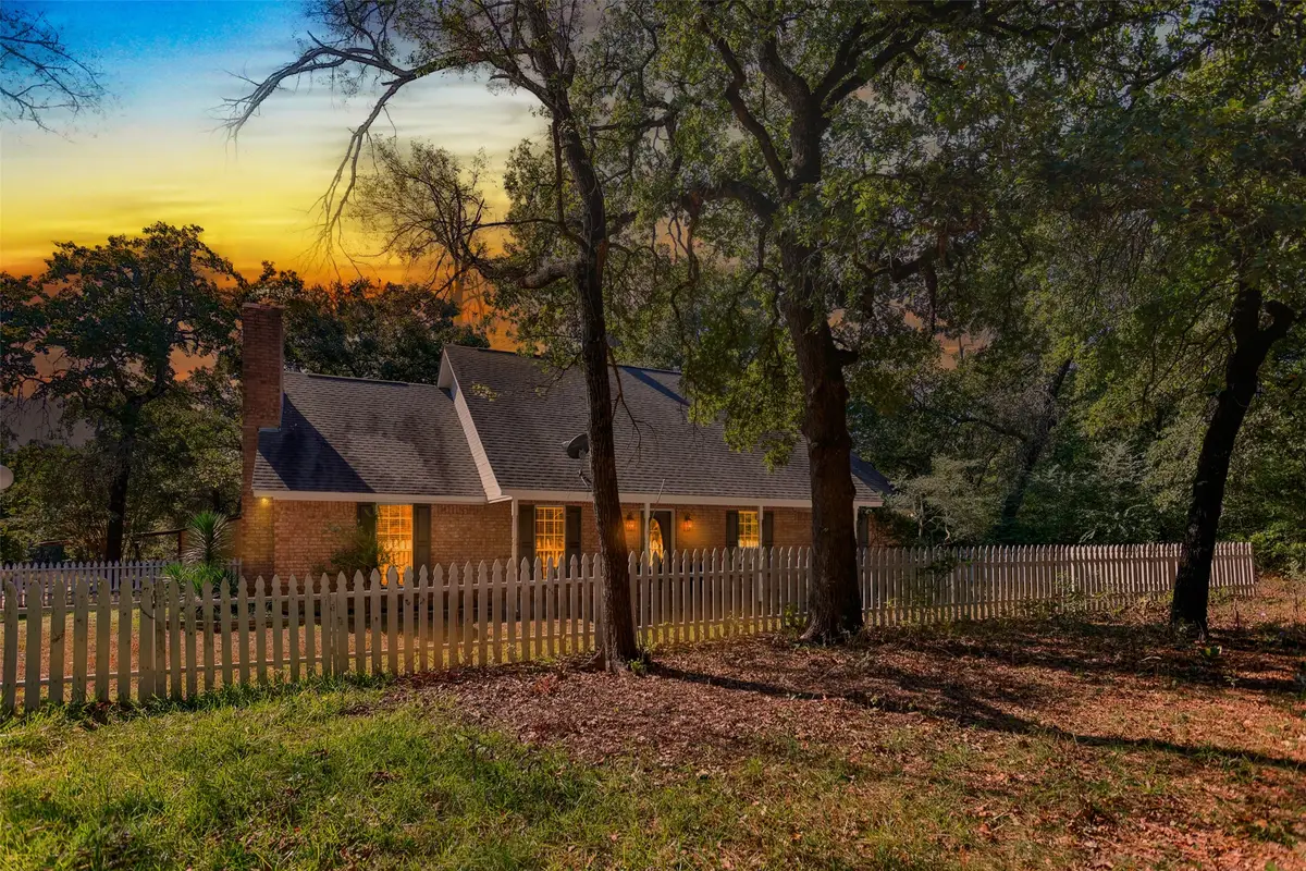 864 County Road 2114, Gainesville, TX 76240 - #1
