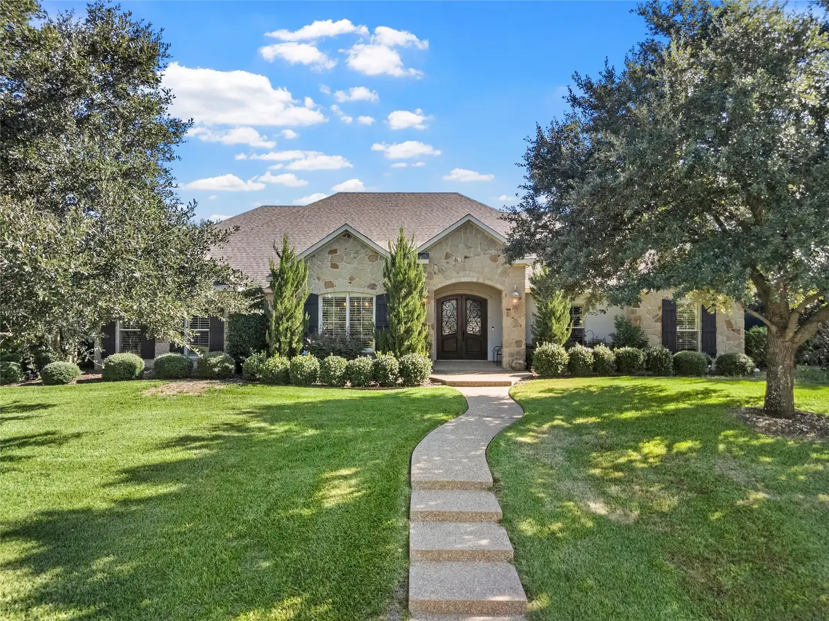 7020 Flagstone Circle, McGregor, TX 76657 - #1