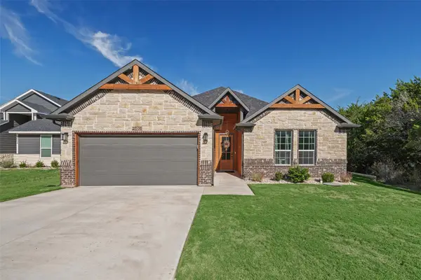 2506 Austin Court, Granbury, TX 76048