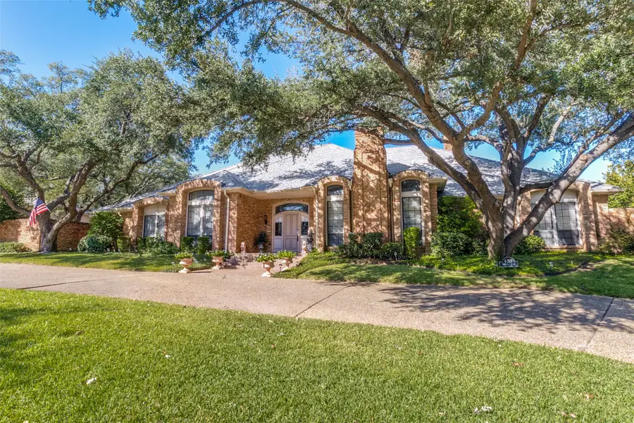 6215 Raintree Court, Dallas, TX 75254 - #2