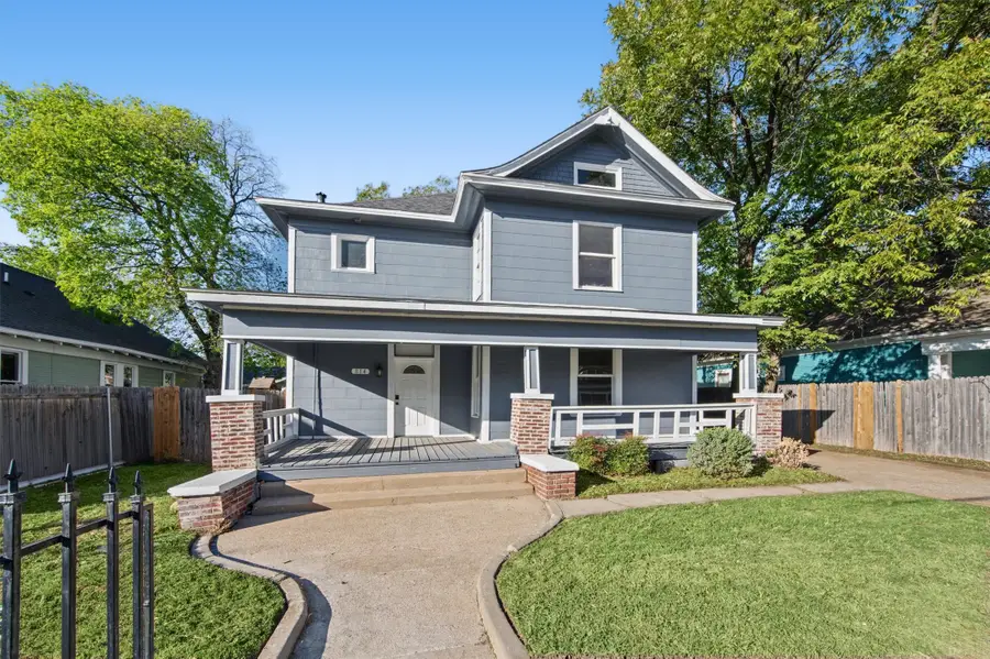 814 W Richmond Avenue, Fort Worth, TX 76110 - #2