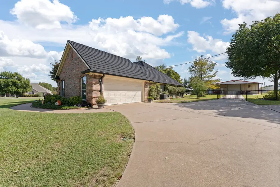 324 Highpoint Road, Burleson, TX 76028 - #3