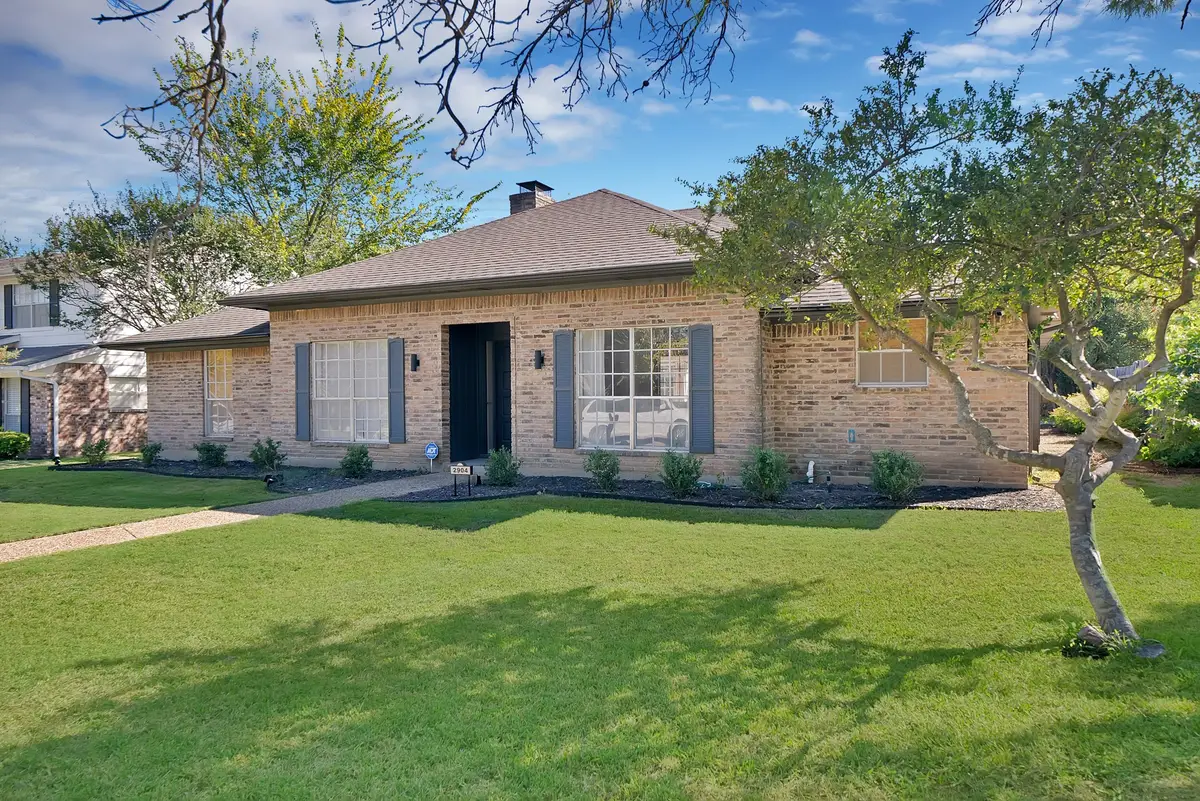 2904 Laurel Lane, Plano, TX 75074 - #1