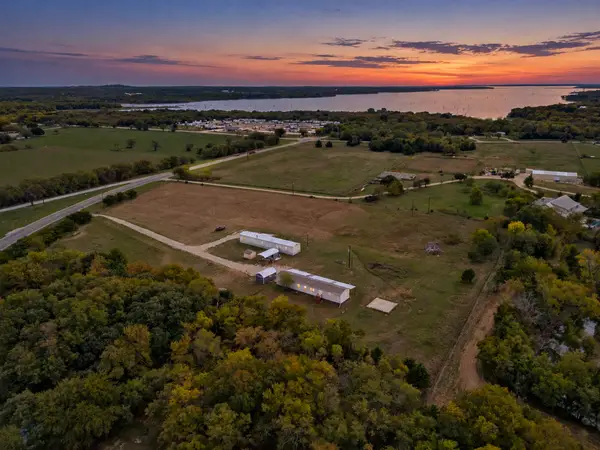 9959 Fm 2071, Valley View, TX 76272