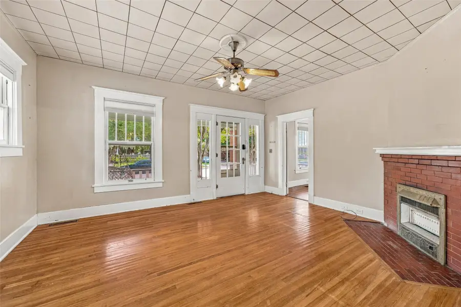 1728 5th Avenue, Fort Worth, TX 76110 - #3