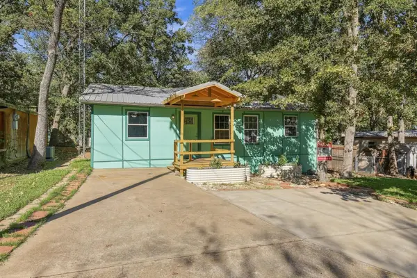 375 Sherman Drive, Pottsboro, TX 75076