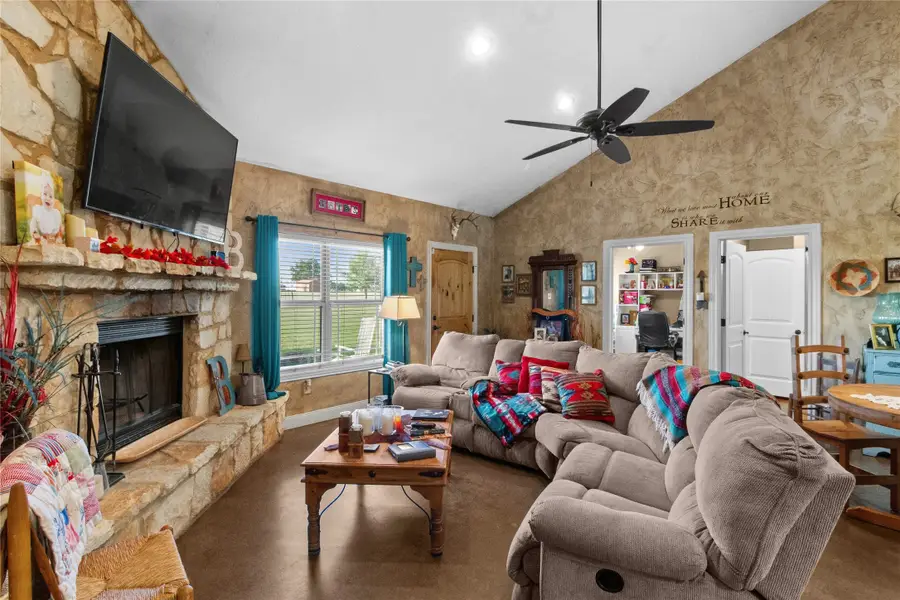 213 Northline Road, Teague, TX 75860 - #3