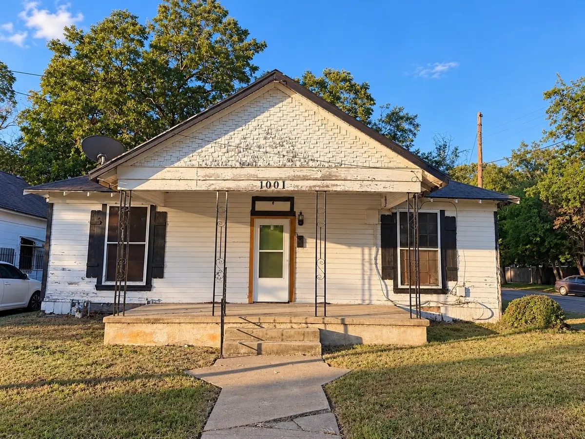 1001 S 16th Street, Waco, TX 76706 - #1