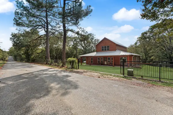 483 Spout Springs Road, Pottsboro, TX 75076