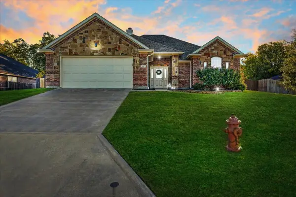 401 Mesa, Lone Oak, TX 75453