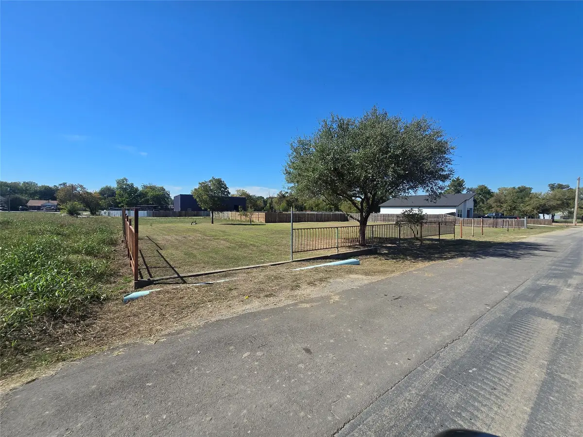 3723 Kolloch Drive, Dallas, TX 75216 - #1