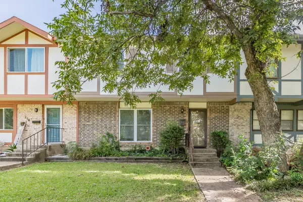 220 Westview Terrace, Arlington, TX 76013