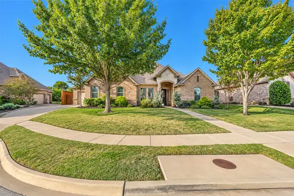 8629 Wishing Tree Lane, North Richland Hills, TX 76182