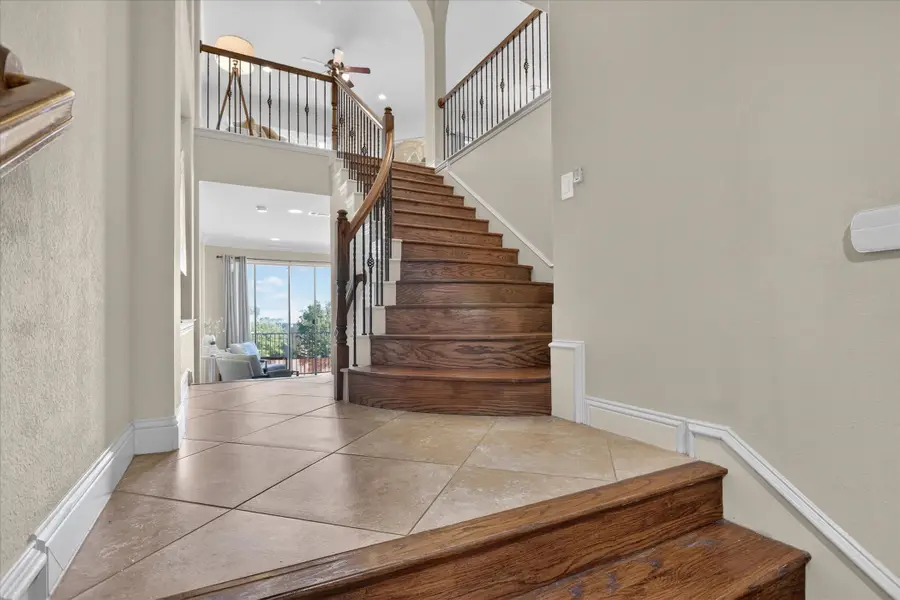 563 Rockingham Drive, Irving, TX 75063 - #2