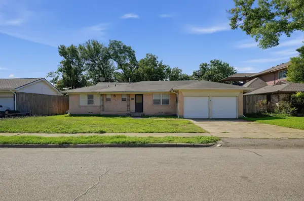 2910 Grove Street, Irving, TX 75060