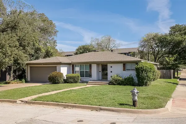 3613 Jeanette Drive, Fort Worth, TX 76109