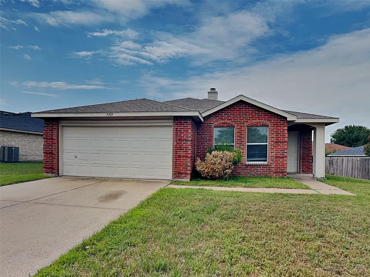 5709 Addington Drive, Fort Worth, TX 76135 - #1