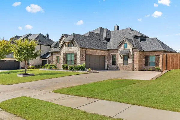 1218 Woodside Drive, Mansfield, TX 76063