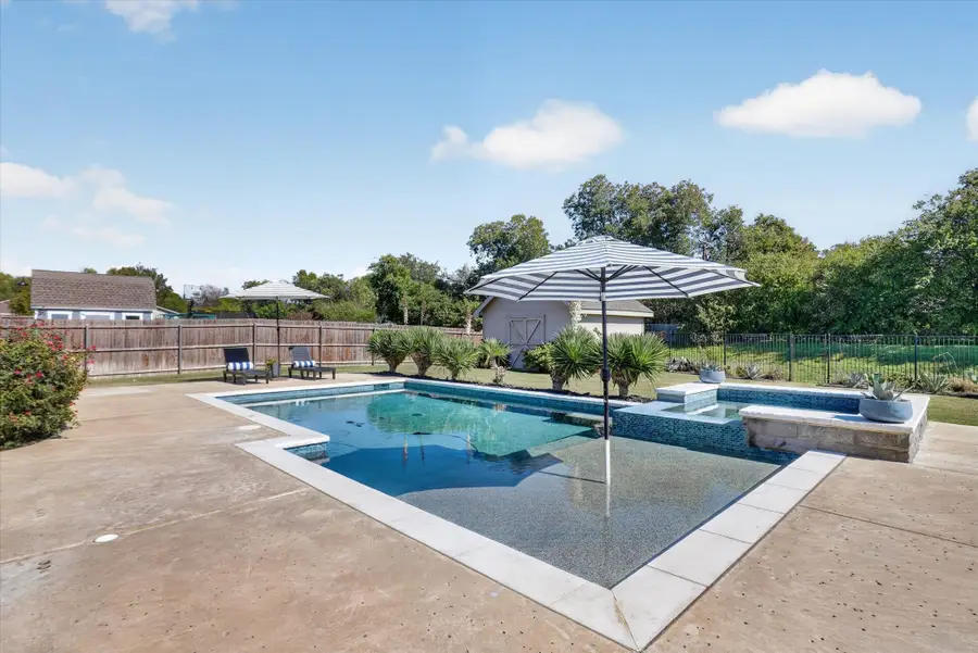 3925 Brookdale Road, Benbrook, TX 76116 - #2