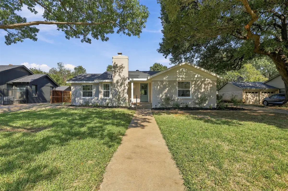 3736 W Biddison Street, Fort Worth, TX 76109 - #1