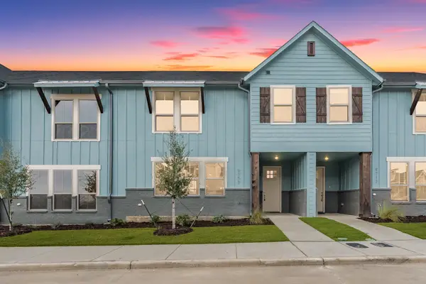9709 Thorncrown Lane, Fort Worth, TX 76179