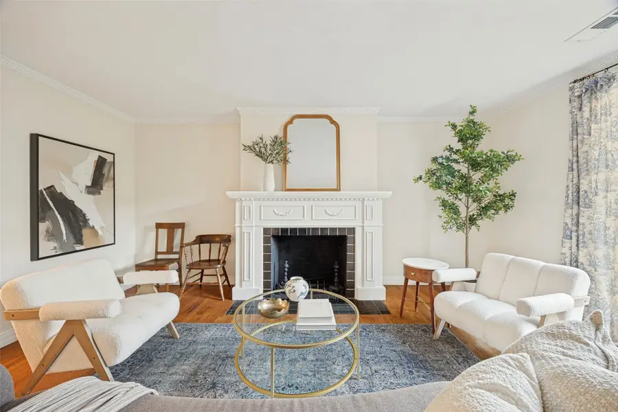7011 Hammond Avenue, Dallas, TX 75223 - #2