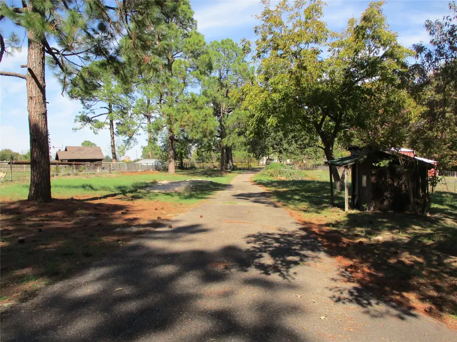 2136 N State Highway 19, Emory, TX 75440 - #2